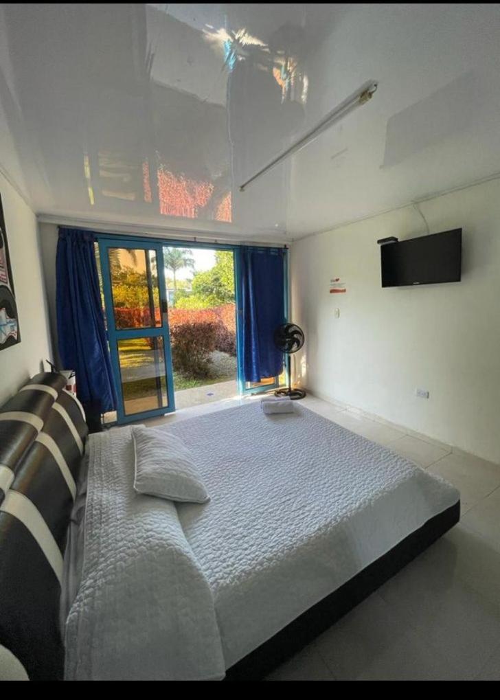 Hotel Campestre La Cecilia Montenegro Exterior photo
